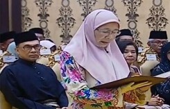 Nữ Phó Thủ tướng đầu tiên trong lịch sử Malaysia tuyên thệ nhậm chức