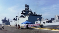 viet nam len tieng viec trung quoc dua may bay nem bom ra hoang sa