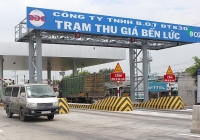 toll plaza dich sang tieng viet la tram thu phi khong phai thu gia nhu cach viet cua bo giao thong