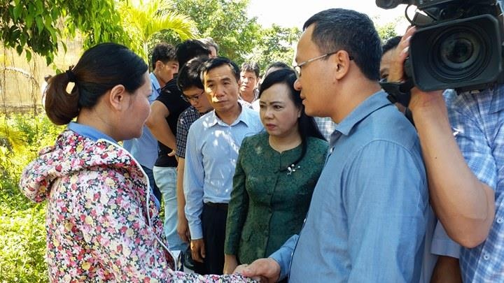 lat tau o thanh hoa khien 2 nguoi chet can canh hien truong tau hoa tong xe ho vo