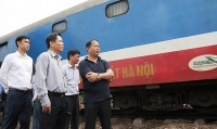 hai tau hoa dam nhau o ga nui thanh gay thiet hai 34 ty dong