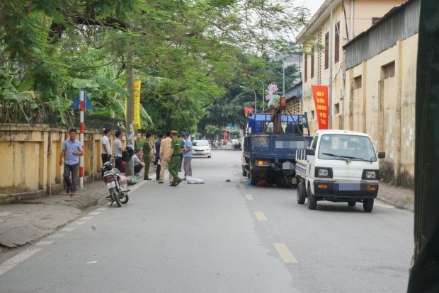 vu be trai sinh non sau khi me bi xe tai cuon vao gam ca 2 con da tu vong tai benh vien