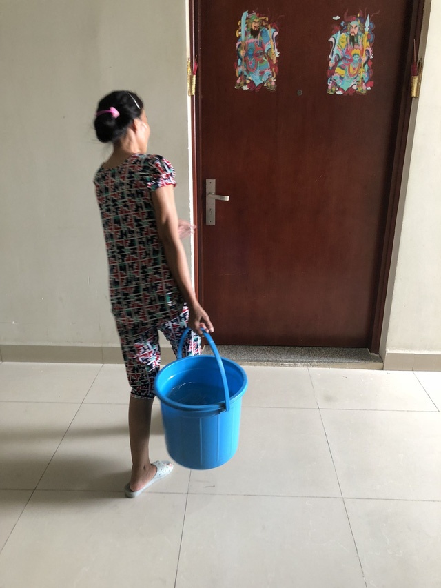 vu chay chung cu carina mot so ho gia dinh bat chap nguy hiem da tro lai can ho cua minh sinh song