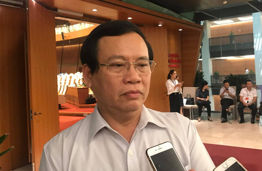 phai dieu chinh du luat dac khu de yen long bam nut thong qua