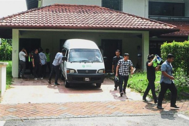 Malaysia thu giữ nhiều đồ xa xỉ 'có liên quan' tới cựu Thủ tướng Najib malaysia thu giu nhieu do xa xi co lien quan toi cuu thu tuong najib