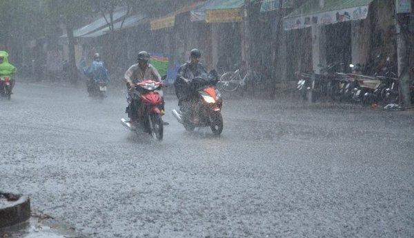 du bao thoi tiet hom nay 156 mien bac het nong chieu toi ha noi mua to