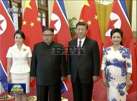 Tiết lộ cuộc nói chuyện giữa hai ông Tập Cận Bình và Kim Jong-un tiet lo cuoc noi chuyen giua hai ong tap can binh va kim jong un