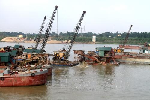 tinh trang khai thac cat khong phep o phu tho ngang nhien hoat dong du da co chi dao cua pho thu tuong