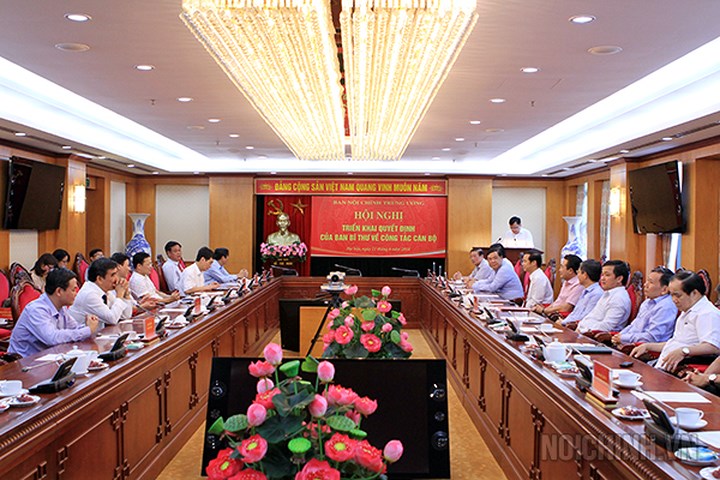 chan dung tan pho truong ban noi chinh trung uong nguyen thai hoc