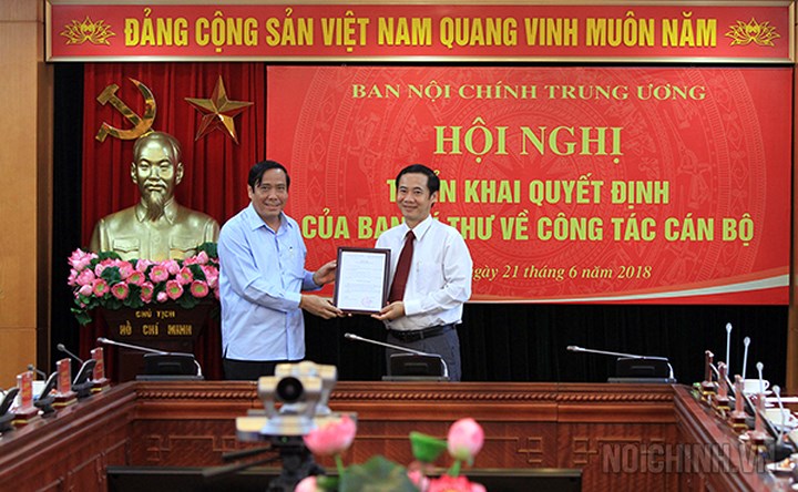 chan dung tan pho truong ban noi chinh trung uong nguyen thai hoc