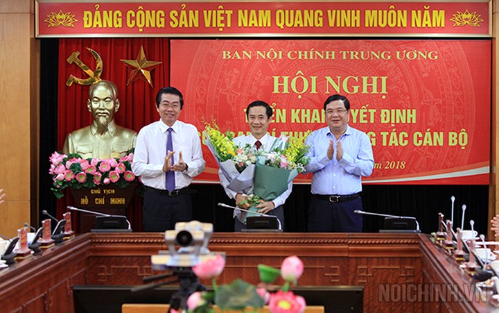 chan dung tan pho truong ban noi chinh trung uong nguyen thai hoc