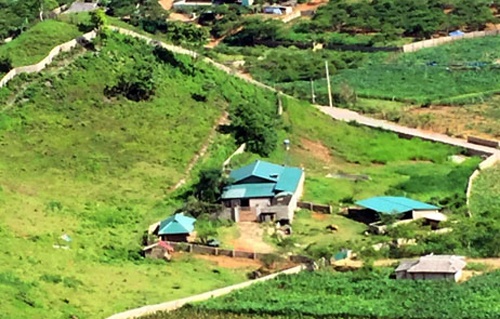 canh sat kiem tra gat gao duong vao thung lung ma tuy ta de