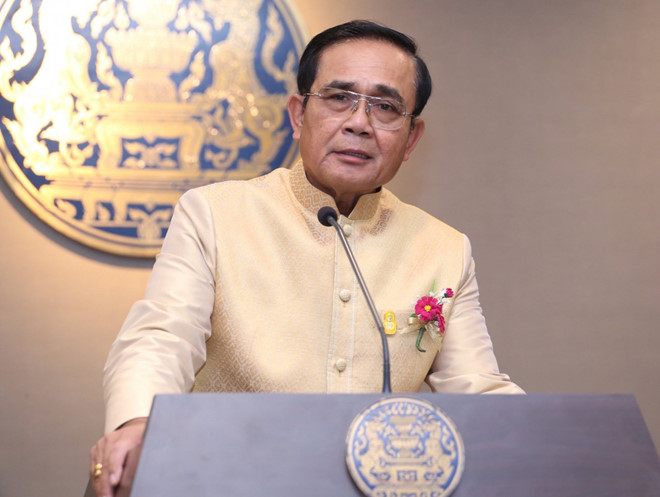 thu tuong thai lan hinh anh moi nguoi chung tay giup do se con mai