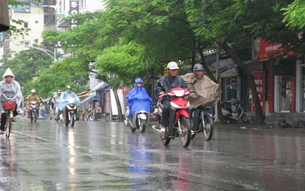 du bao thoi tiet hom nay 167 ap thap nhiet doi dang manh dan len ha noi rai rac co dong