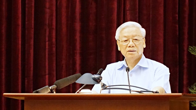 nhieu nguoi dung dau muon danh tap the de hop thuc hoa quyet dinh ca nhan