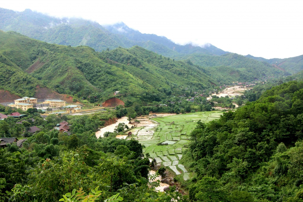 Cận cảnh tan hoang Mường Phú - Nghệ An sau mưa lũ do bão Sơn Tinh can canh tan hoang muong phu nghe an sau mua lu do bao son tinh