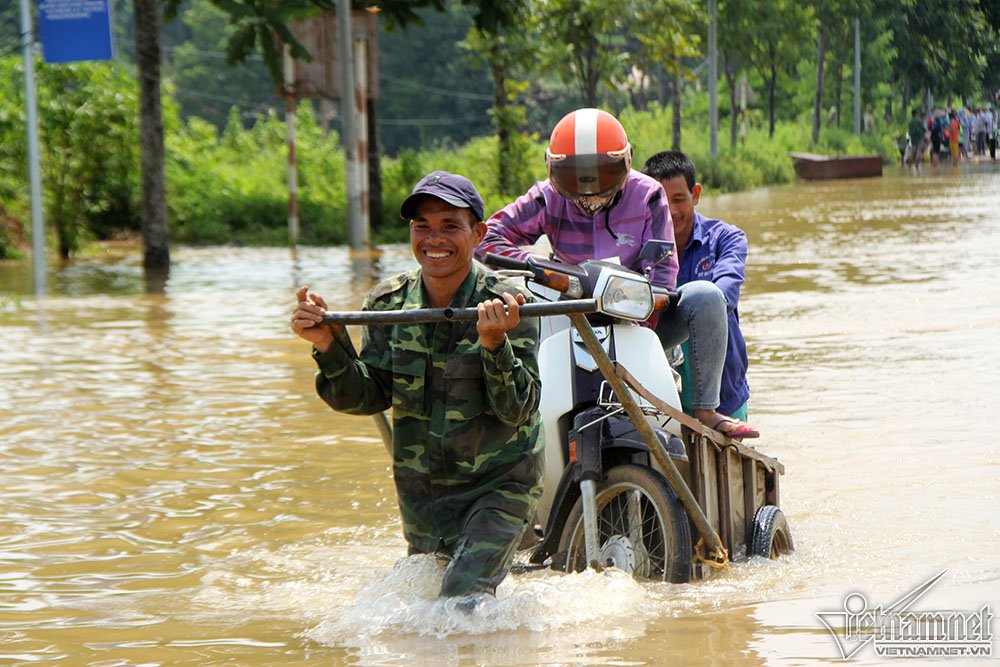 Dịch vụ lạ trên đại lộ hiện đại nhất Việt Nam, 'hốt' tiền triệu mỗi ngày dich vu la tren dai lo hien dai nhat viet nam hot tien trieu moi ngay
