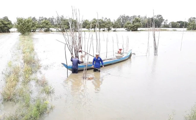 vo dap thuy dien o lao khien lu ve som dan mien tay vua mung vua lo