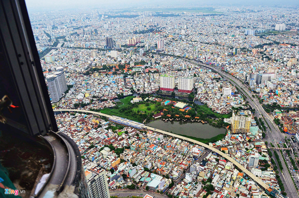sai gon nhin tu dinh toa nha cao nhat viet nam