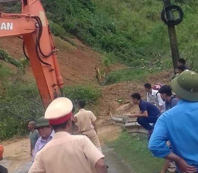 Nghệ An: Huyện biên giới Kỳ Sơn tan hoang bởi lũ quét nghe an huyen bien gioi ky son tan hoang boi lu quet