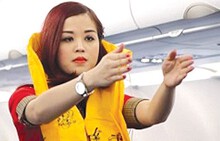 Tự ý xé áo phao, nam hành khách bị phạt 2 triệu đồng