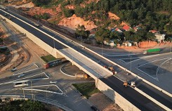 Không thu phí cao tốc Hải Phòng-Hạ Long nhưng lại mất phí qua cầu