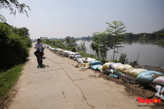 tung bung le khai giang noi ron lu chuong my ha noi