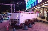 Người Macau chằng buộc ôtô chống siêu bão Mangkhut