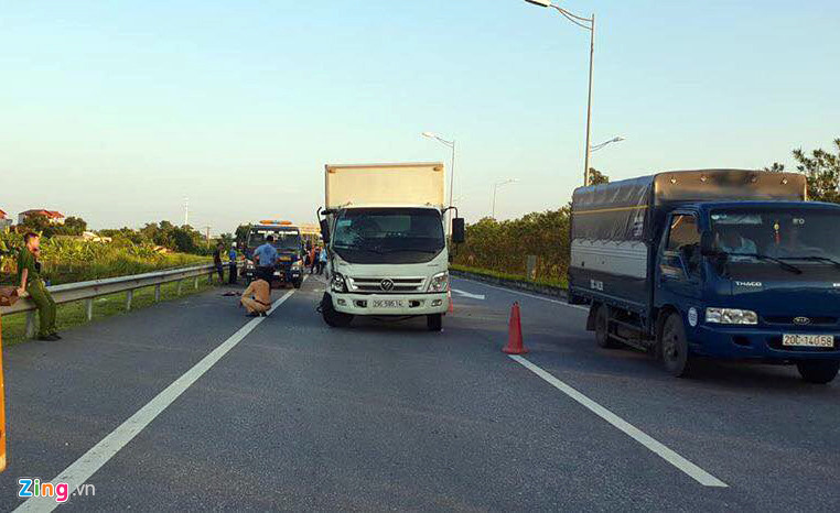hien truong vu tai xe lexus bi tong chet khi dung xe tren cao toc