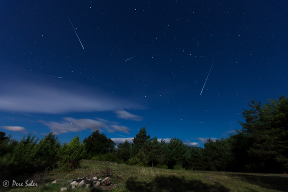 mua sao bang draconids duoc hinh thanh tu dau