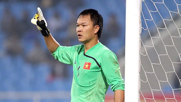xe cua anh tuan trong nguoi phan xu nat dau sau va cham voi xe cua cuu thu mon hong son