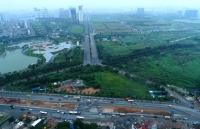 ha noi tang truong dan so vuot du tinh 30 nam va ha tang tren giay