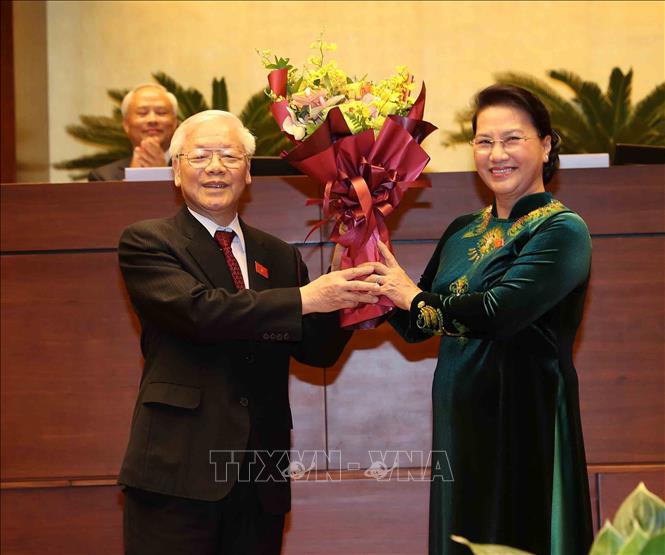 hinh anh le tuyen the cua chu tich nuoc nguyen phu trong
