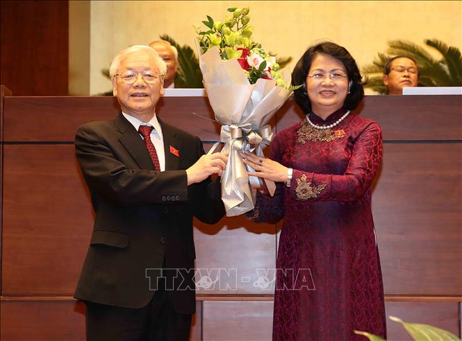 hinh anh le tuyen the cua chu tich nuoc nguyen phu trong