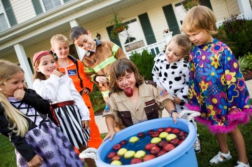 le hoi halloween trong mot so tro choi truyen thong