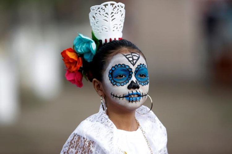 khong khi le hoi day mau sac trong ngay cua nguoi chet ky la o mexico