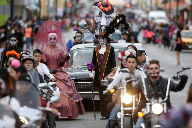 khong khi le hoi day mau sac trong ngay cua nguoi chet ky la o mexico