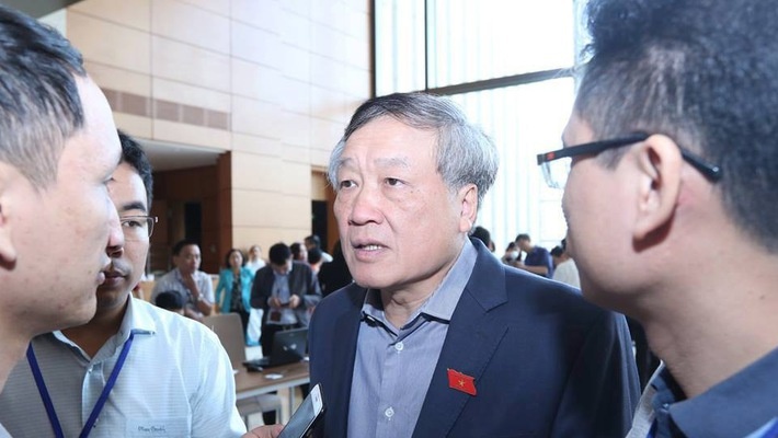 vu container dam vao xe innova tren cao toc chanh an nguyen hoa binh se tham khao y kien chuyen gia