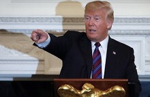 Hạ viện Mỹ 'rơi' vào tay Đảng Dân chủ: Các Tổng thống Mỹ trước Tổng thống Donald Trump từng gặp các vấn đề tương tự như thế nào?