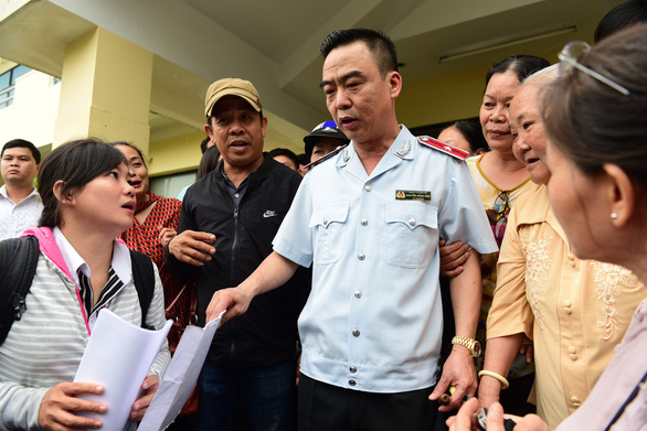 Trưởng ban Tiếp công dân Trung ương nói về đồng hồ 'sang', xì gà cầm tay truong ban tiep cong dan trung uong noi ve dong ho sang xi ga cam tay