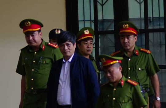 xu vu danh bac ngan ti sau ong phan van vinh ong nguyen thanh hoa cung xin cham soc y te
