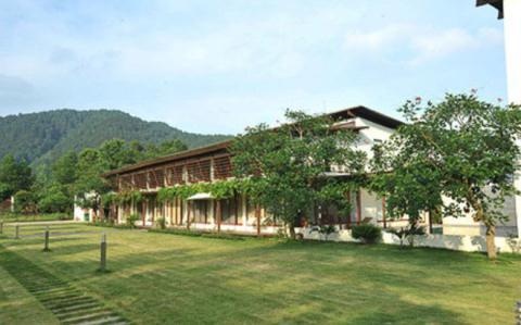 Nhà ca sĩ Mỹ Linh 'xẻ thịt' đất rừng phòng hộ Sóc Sơn: Huyện chờ chỉ đạo của Thành phố nha ca si my linh xe thit dat rung phong ho soc son huyen cho chi dao cua thanh pho