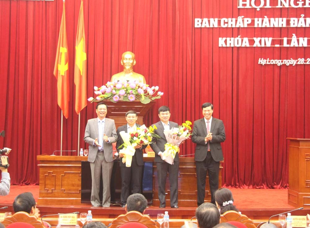nhan su moi quang ninh 2 tan pho bi thu tinh uy duoc bau voi 4646 phieu dong y