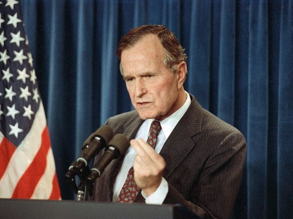 cuu tong thong my george hw bush da qua doi o tuoi 94