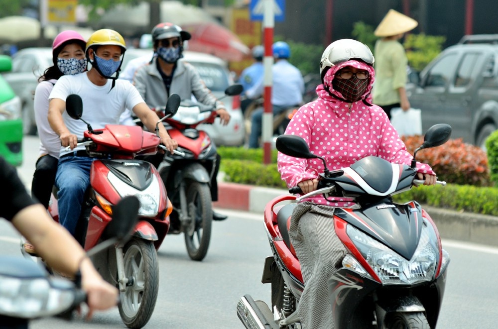 sau nang he giua mua dong ha noi lien tiep don cac dot khong khi lanh cuong do manh