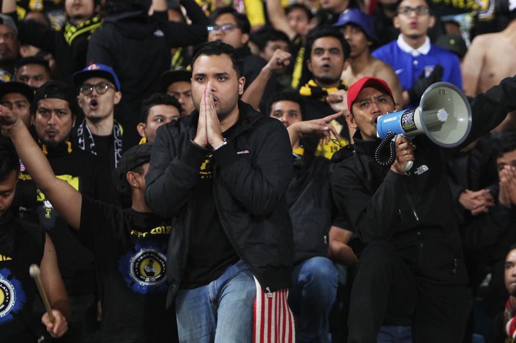 khi ultra malaysia roi le o my dinh