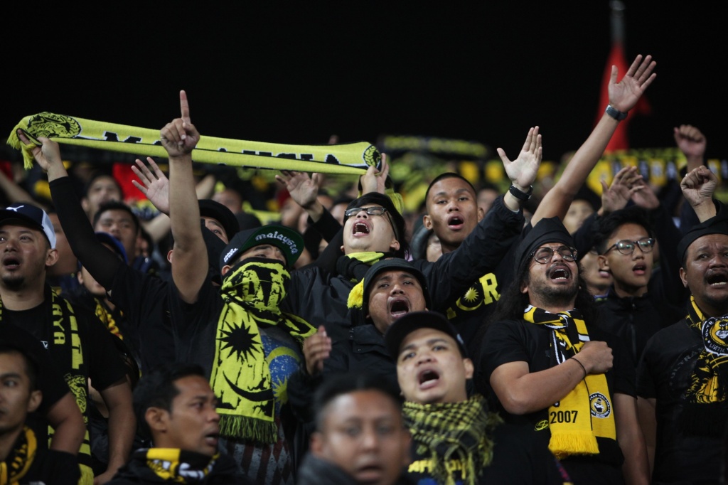 khi ultra malaysia roi le o my dinh