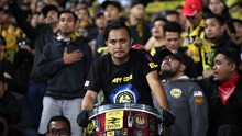 Khi Ultra Malaysia rơi lệ ở Mỹ Đình