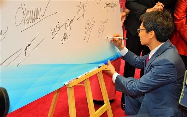 nguoi viet thap gan nhat khu vuc do dau
