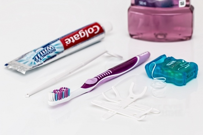 8 cách đơn giản để chống lại các bệnh răng miệng 8 cach don gian de chong lai cac benh rang mieng
